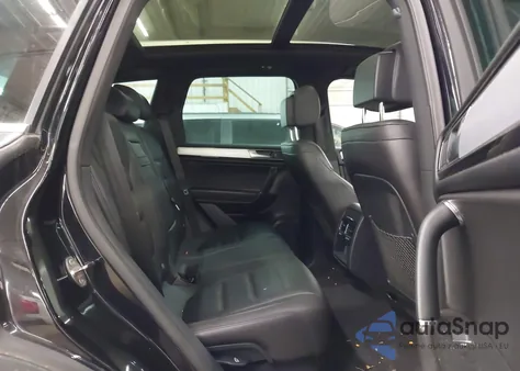 2017 Volkswagen Touareg V6 Wolfsburg Edition from USA, damaged, VIN WVGRF7BP8HD006167